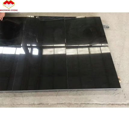 Moderne ontwerpstijl Shanxi Zwarte granieten blokken 18 mm dik Absolute Zwarte granieten plaat