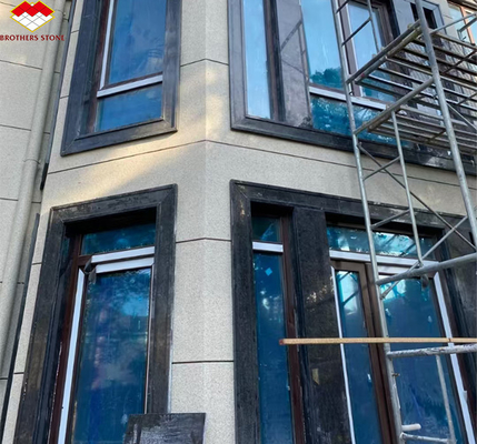 Moderne stijl Elegante zwarte marmeren granieten plaat voor villa-dekor en buiteninrichting