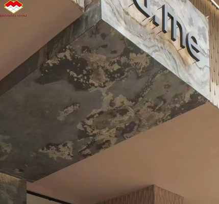 Voeg een vleugje verfijning toe aan uw hotelontwerp met achtergrondverlichting van zachte kleisteentegels