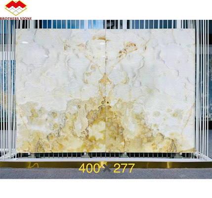 Gesneden op maat gepolijst luxe doorzichtige witte onyx marmeren plaat voor villa muurkunstpaneel
