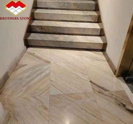 Gepolijste moderne luxe Italiaanse witte marmeren trappen voor badkamers in villa's