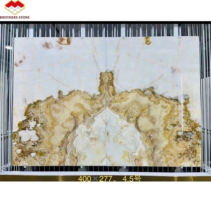 Moderne witte onyx marmeren muur met boekmatching-platen voor aangepaste natuurlijke stenen decoratie