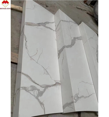 Wit Zwart Grijs Goud Op maat Gepolijst Calacatta Marmeren Look Porseleinen tegels Trappen