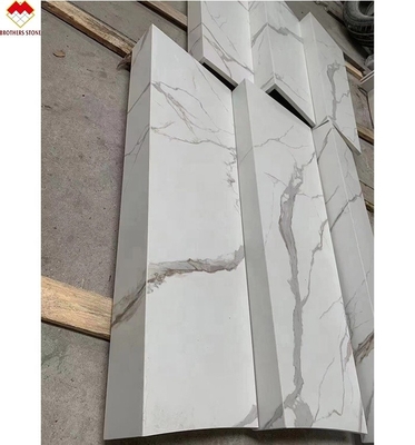 Wit Zwart Grijs Goud Op maat Gepolijst Calacatta Marmeren Look Porseleinen tegels Trappen