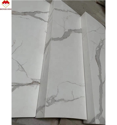Wit Zwart Grijs Goud Op maat Gepolijst Calacatta Marmeren Look Porseleinen tegels Trappen