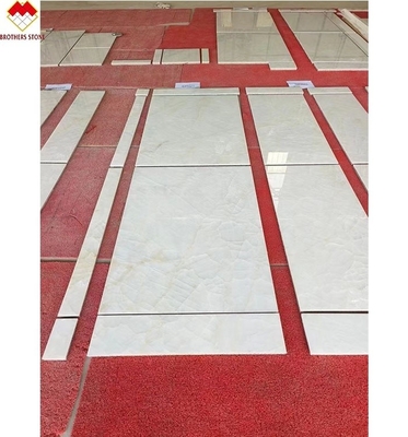 Doorzichtige ijskraak gepolijste afwerking Wit onyx marmeren tegels 30 * 60 cm voor villa muren