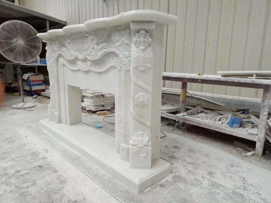 Moderne design witte marmeren open haard omringd voor muurmontage