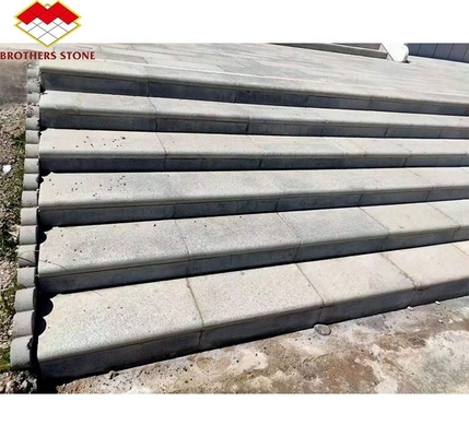 Chinese Granit Luxe Outdoor Wit Granit Snijden op maat Vlammen Slabs voor vloeren Trappen