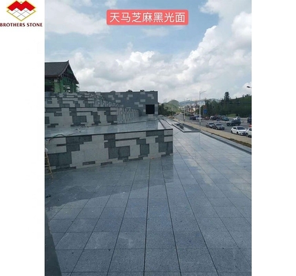 Chinees graniet-op maat gesneden plaat voor buitenvloeren 30 mm gepolijst vlammen steen