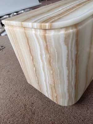 Gepersonaliseerde witte onyx marmeren tv-tafel stand set Hout-look midden tafel met witte houten aders Elegante woonkamer meubels