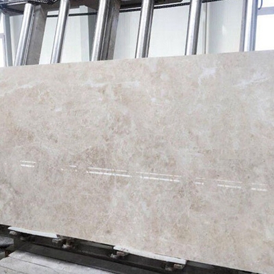 Multifunctionele Lichte Beige Marmeren Tegel 132,8 Mpa Samenpersend Bezit