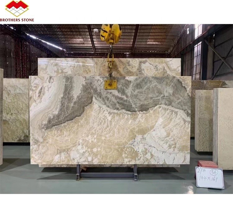 Gepolijste doorschijnende onyxsteen Modern ontwerp voor natuurlijke achtergrondverlichting Jade inkt Marmer Big Slab