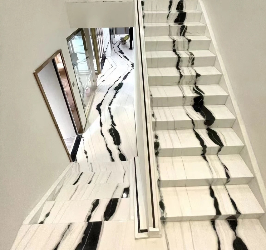 Moderne LED-licht volgt Anti-slip Panda Wit Marmeren Traptegels Indoor Natuurlijke Panda Wit Trap Marmer met aders